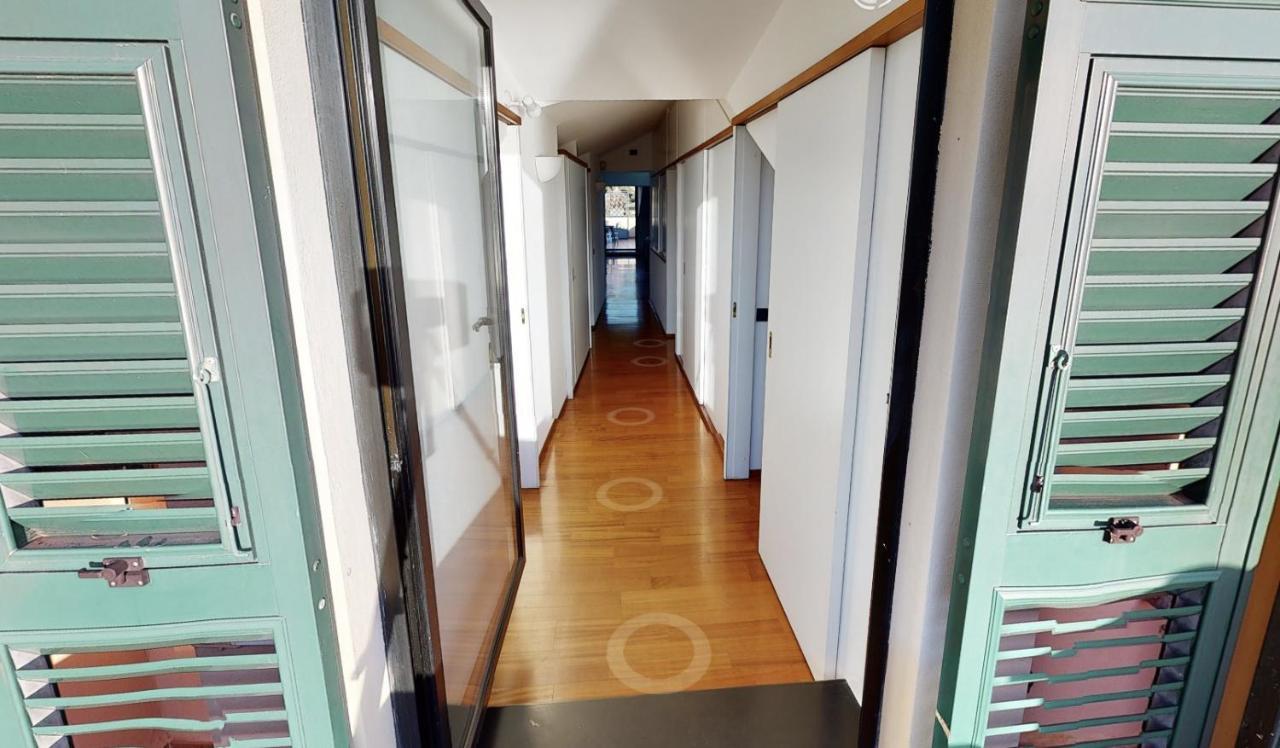 ATTICO SAN FAUSTINO 165 mq più 110 mq di terrazza- IN VILLA 700 ,VISTA MARE STREPITOSA-100 m dalla spiaggia-PARKING ESCLUSIVO-SKY,NETFLIX Rapallo Esterno foto