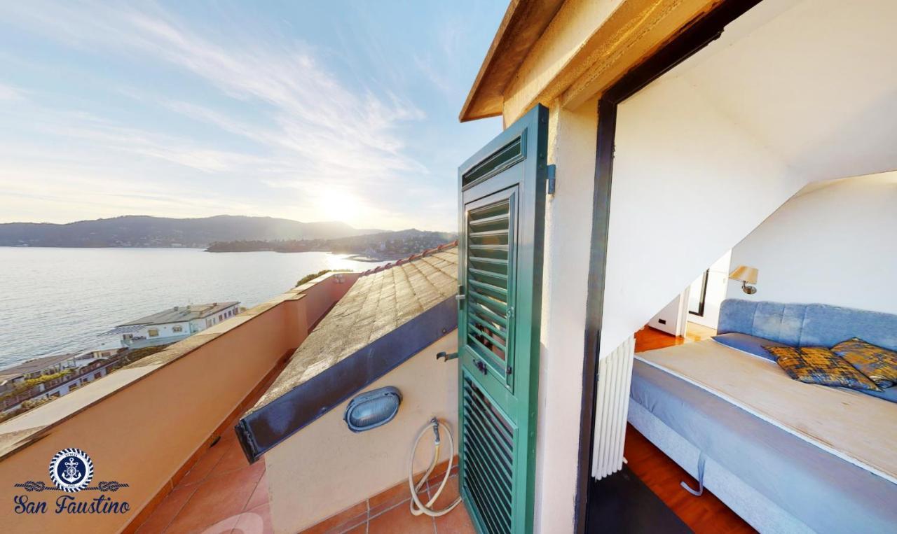 ATTICO SAN FAUSTINO 165 mq più 110 mq di terrazza- IN VILLA 700 ,VISTA MARE STREPITOSA-100 m dalla spiaggia-PARKING ESCLUSIVO-SKY,NETFLIX Rapallo Esterno foto